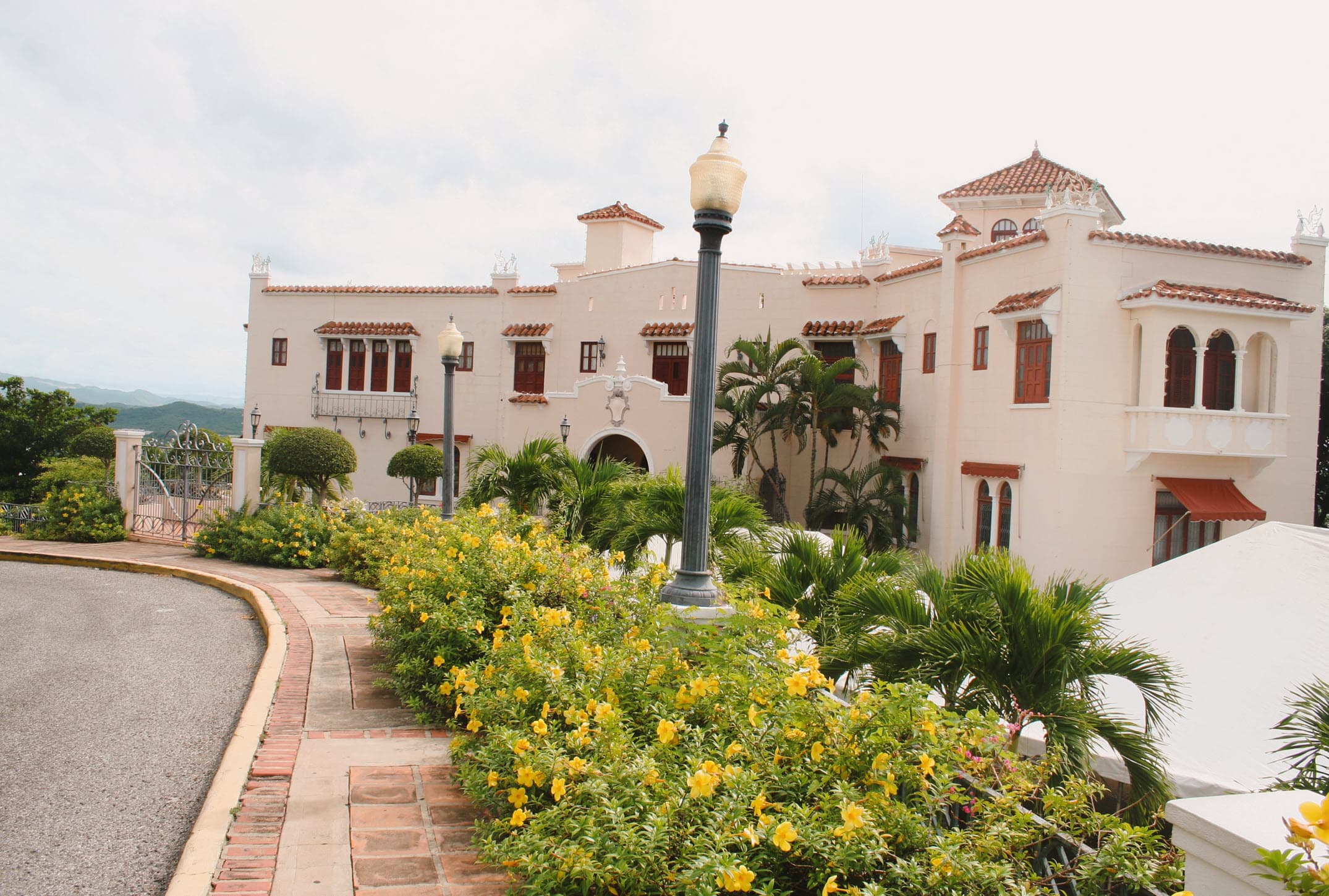 Puerto Rico Extends Act 60 Resident Investor Program to 2055 and Introduces New 4% Tax Regime for Future Applicants